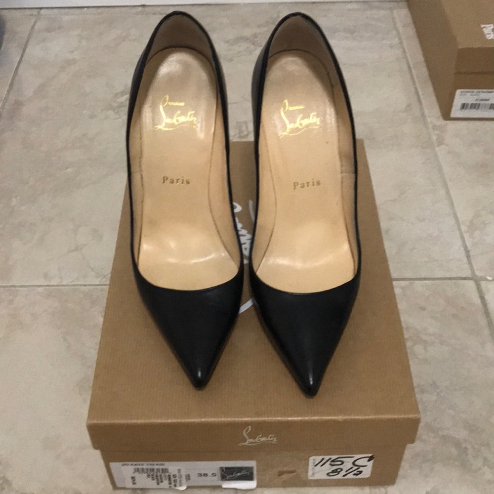 Christian Louboutin So Kate Black Kid Leather Pump